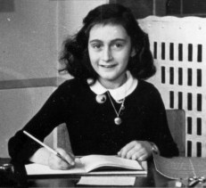 AnneFrank1940_crop